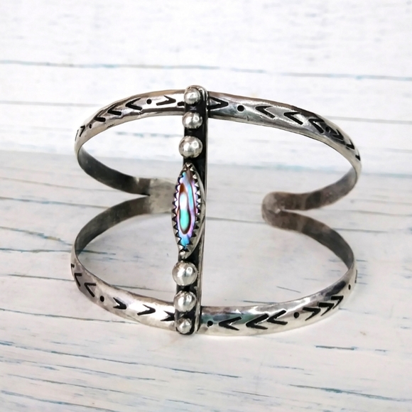 Star Native Jewelry - Abalone and Sterling Silver warrior cage cuff